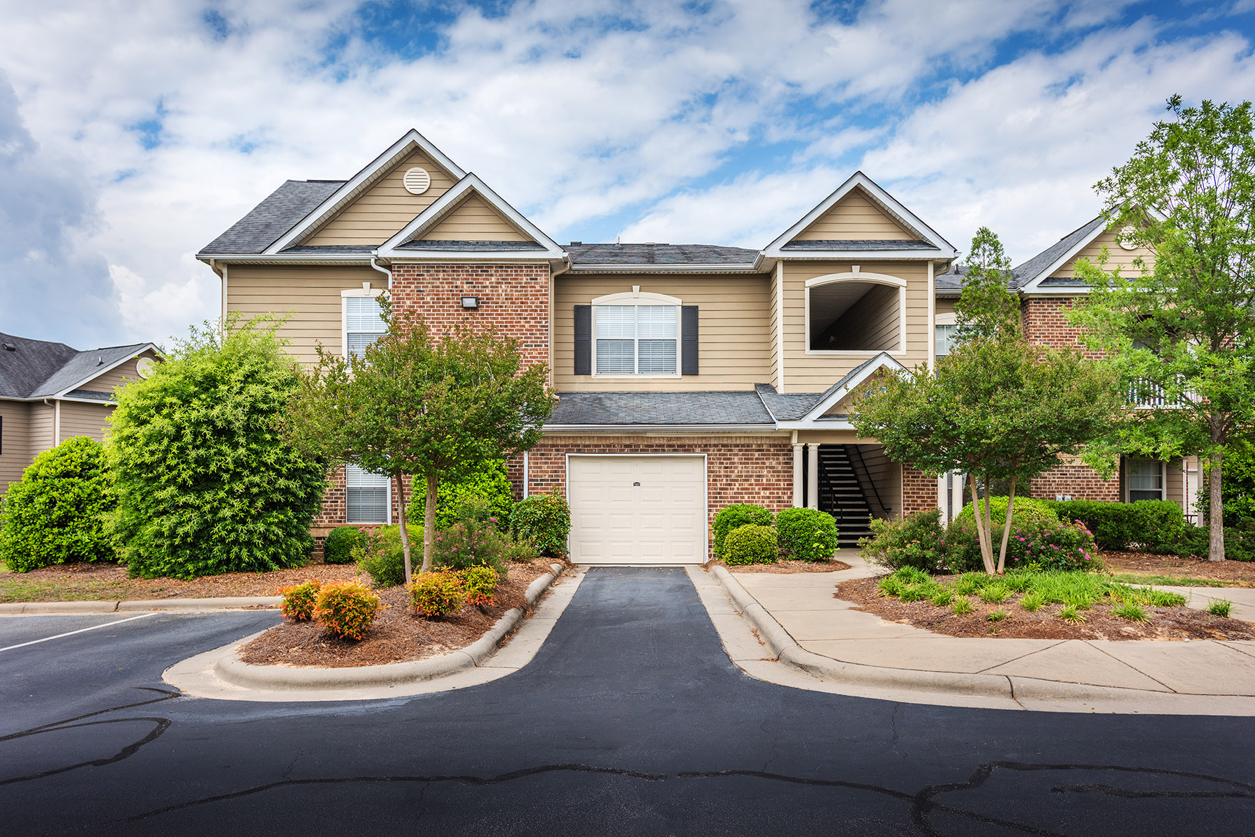 Carrington Place at Wildewood The Multifamily Advisory Group at